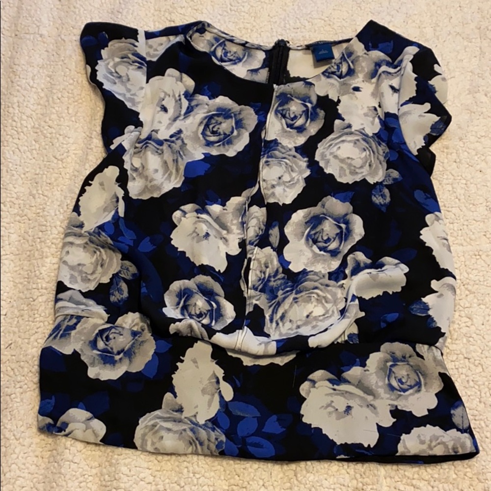 NWOT Ann Taylor Too Size 4.